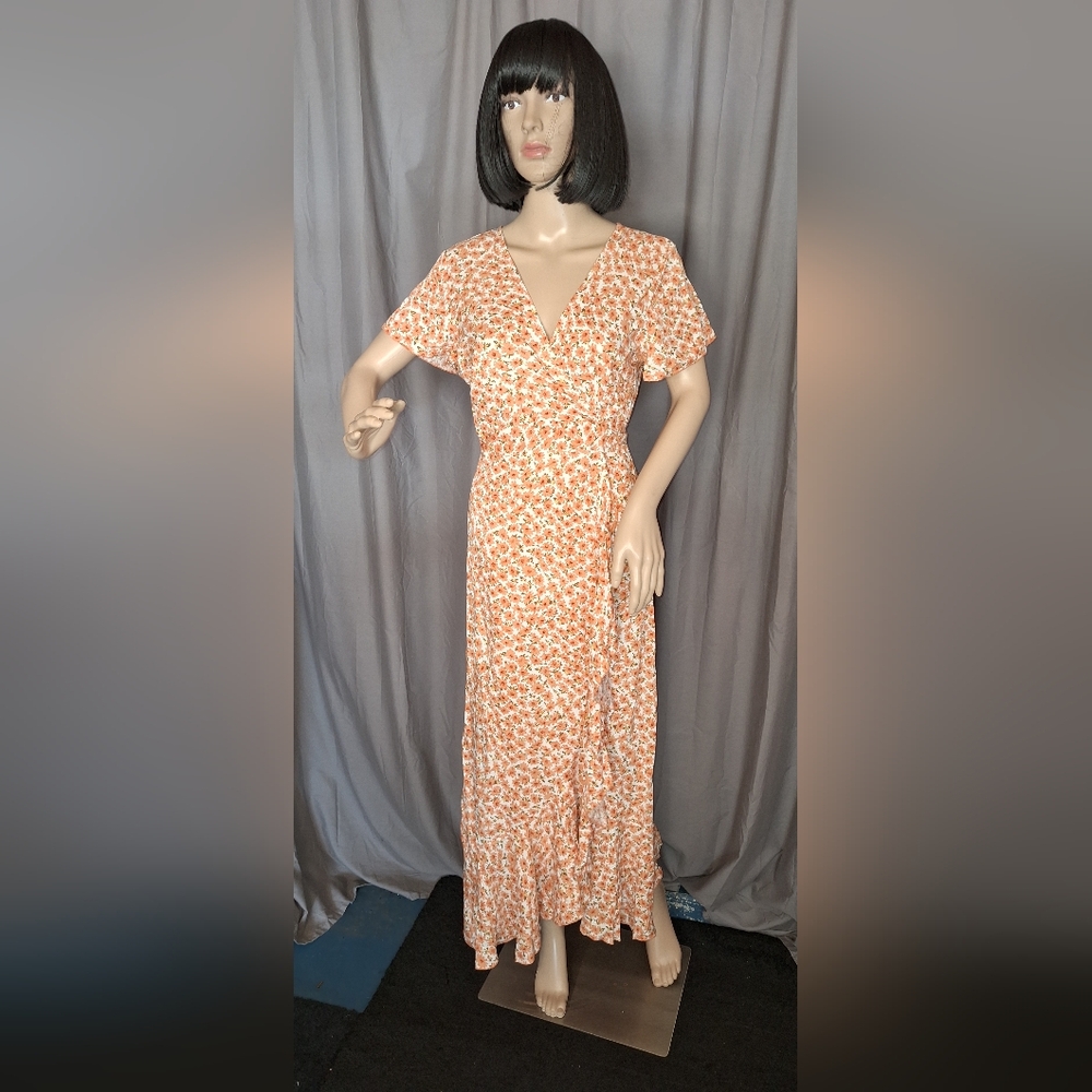NWT/ Simple Orange and White Midi Dress with V-Neck and Tie Front/ Small